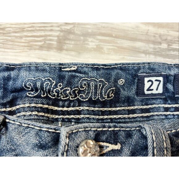 Miss Me Jean Shorts size 27 - Picture 10 of 12